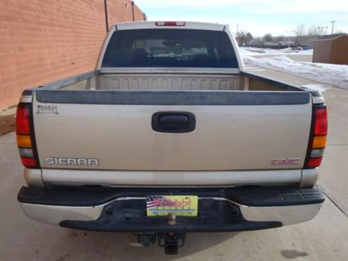 GMC Sierra 2005 photo 3