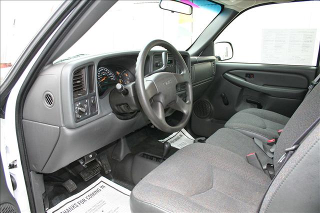 GMC Sierra 2005 photo 3