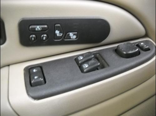 GMC Sierra 2005 photo 2