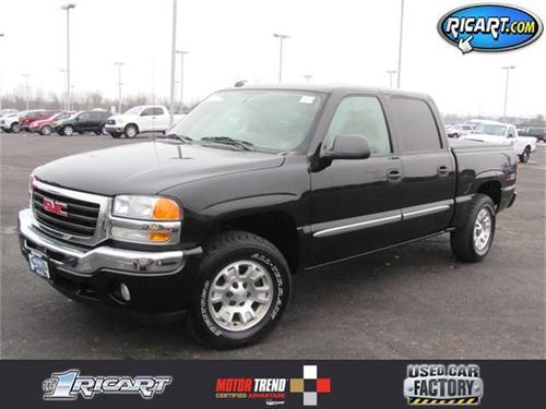 GMC Sierra 2005 photo 1
