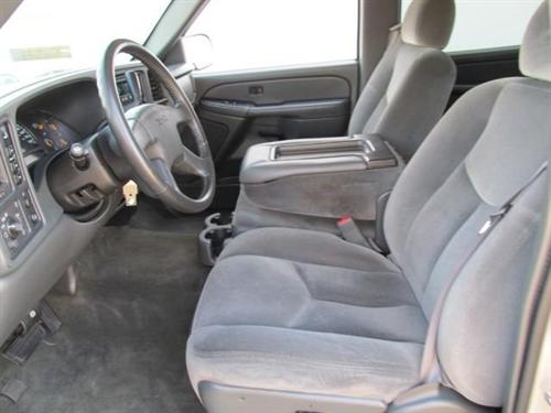 GMC Sierra 2005 photo 2