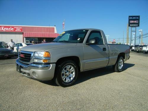 GMC Sierra 2005 photo 2