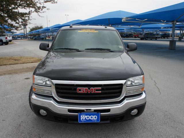 GMC Sierra 2005 photo 1