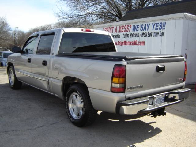 GMC Sierra 2006 photo 4