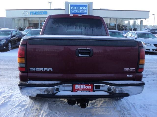 GMC Sierra 2006 photo 2
