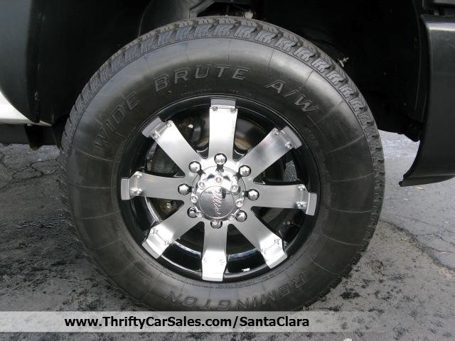 GMC Sierra 2006 photo 2