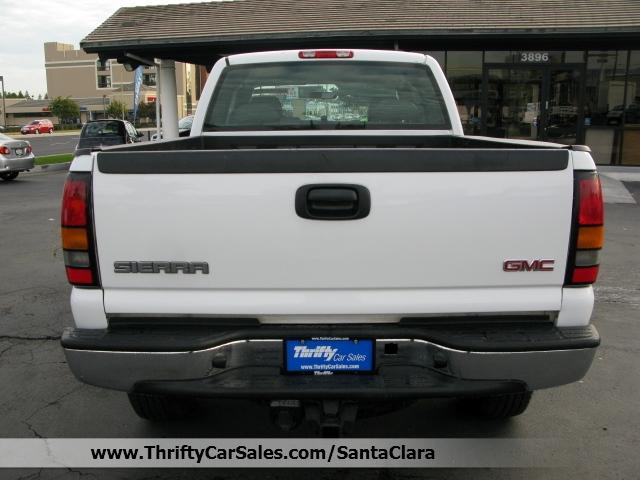 GMC Sierra 2006 photo 4