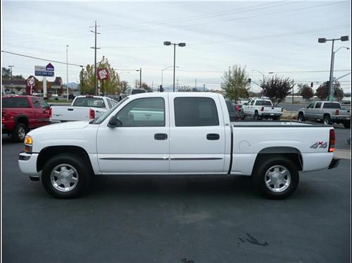 GMC Sierra 2006 photo 1