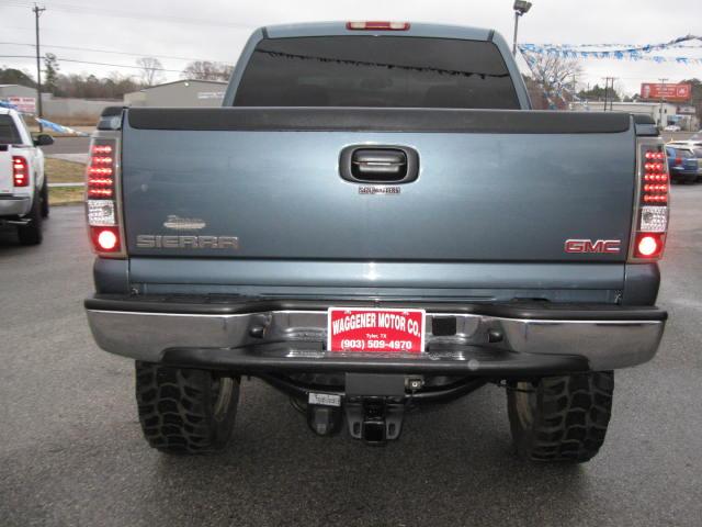 GMC Sierra 2006 photo 3