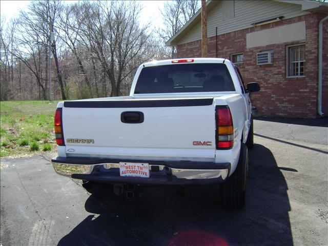 GMC Sierra 2006 photo 1