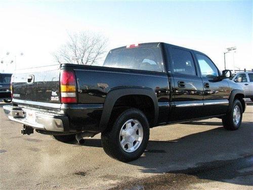 GMC Sierra 2006 photo 2