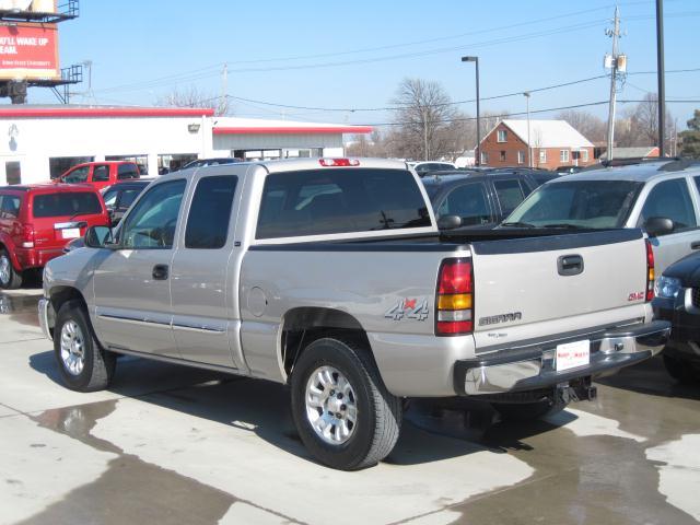 GMC Sierra 2006 photo 1