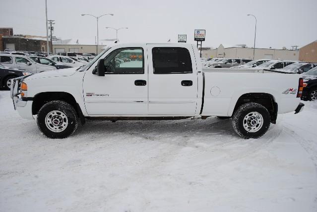 GMC Sierra 2006 photo 2