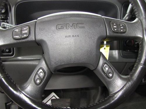 GMC Sierra 2006 photo 2