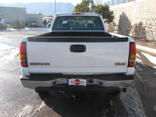 GMC Sierra 2006 photo 3