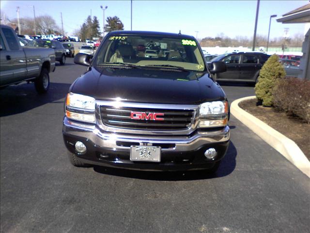 GMC Sierra 2006 photo 1