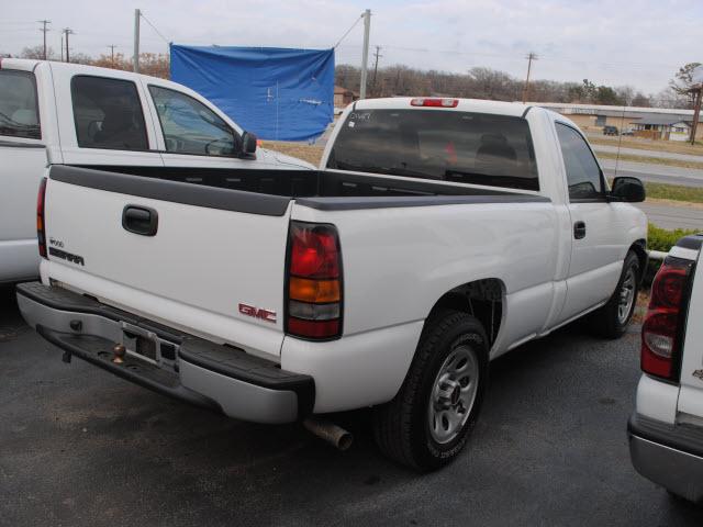 GMC Sierra 2006 photo 1