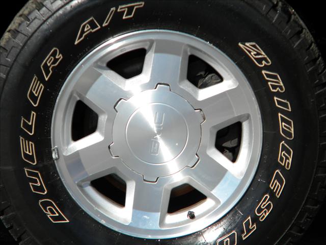 GMC Sierra 2006 photo 2