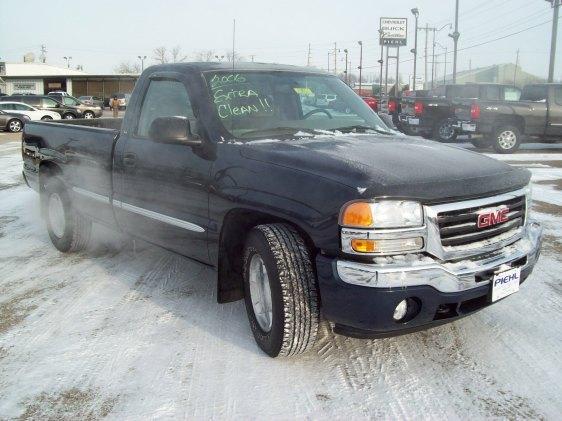 GMC Sierra 2006 photo 2
