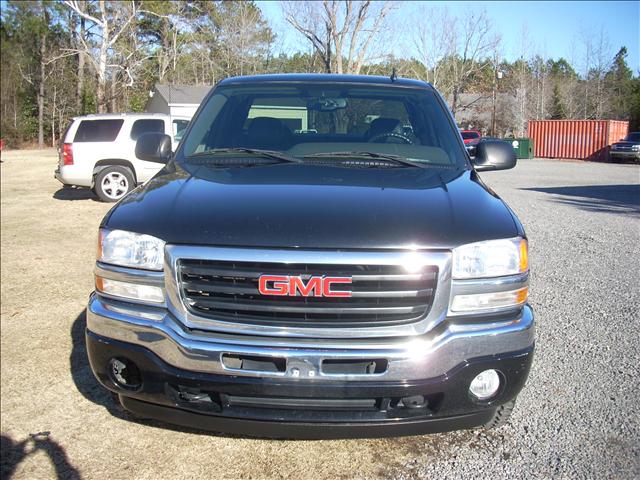 GMC Sierra SLT Pickup