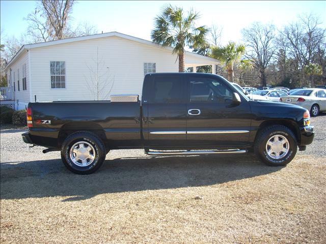 GMC Sierra 2006 photo 1