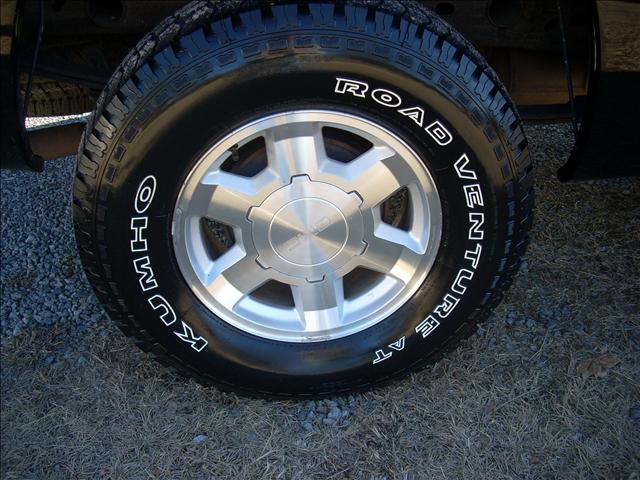 GMC Sierra 2006 photo 2