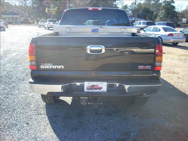 GMC Sierra 2006 photo 3