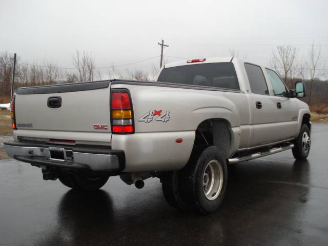 GMC Sierra 45 Pickup