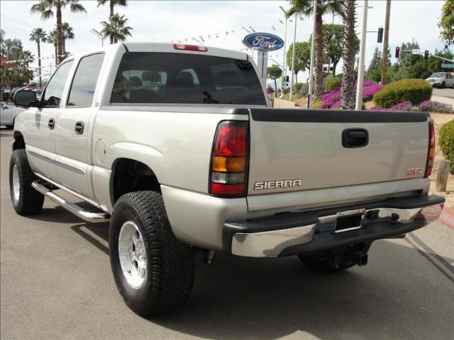GMC Sierra 2006 photo 3