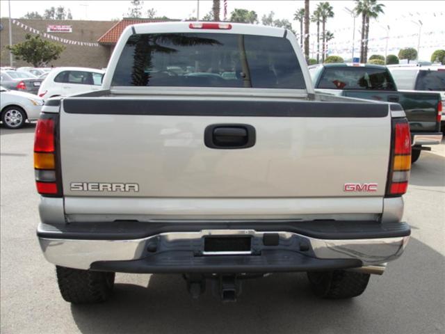 GMC Sierra 2006 photo 4