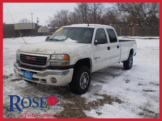 GMC Sierra EX - Clean Carfax Pickup