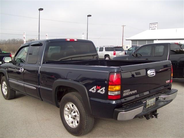 GMC Sierra 2006 photo 1