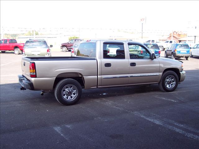 GMC Sierra 2006 photo 3