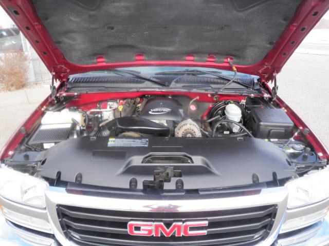 GMC Sierra 2006 photo 2