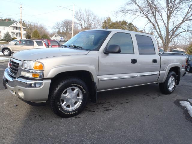 GMC Sierra 2006 photo 1