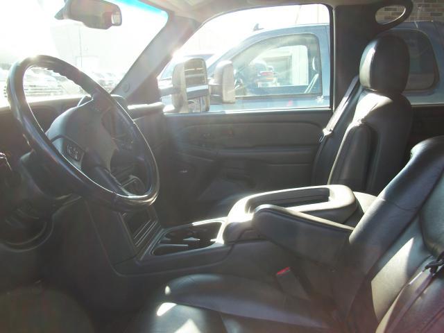 GMC Sierra 2006 photo 2