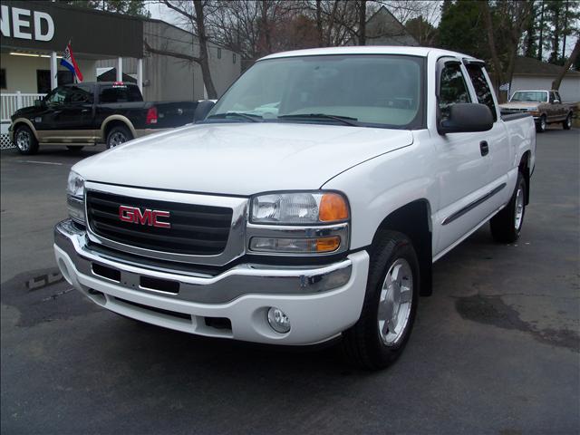 GMC Sierra V8 R-design Pickup