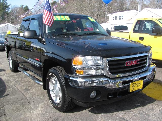 GMC Sierra 2006 photo 2