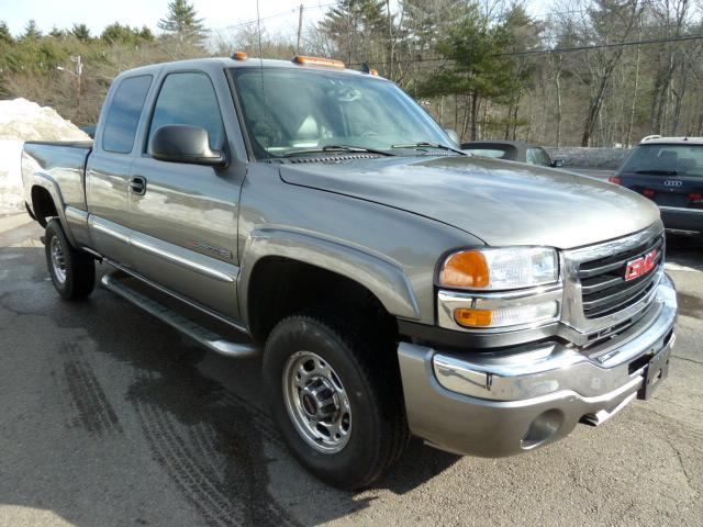 GMC Sierra SLT Pickup
