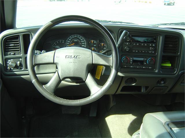 GMC Sierra LT Extended Minivan 4D Pickup
