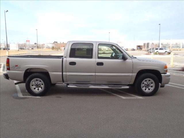 GMC Sierra 2006 photo 1
