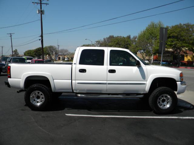 GMC Sierra 2006 photo 1