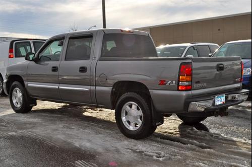 GMC Sierra 2006 photo 2