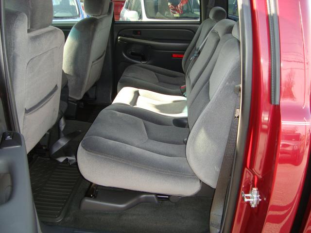 GMC Sierra 2006 photo 2
