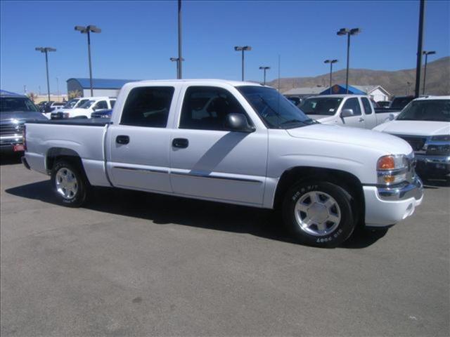 GMC Sierra 2006 photo 2