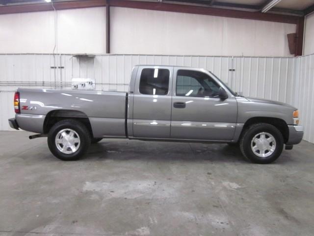 GMC Sierra 2006 photo 1
