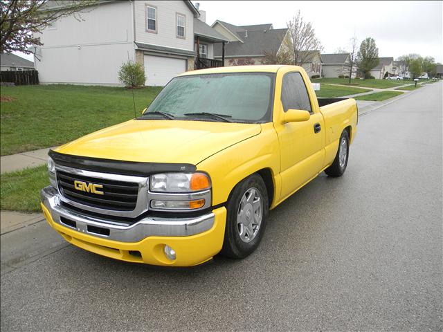 GMC Sierra 2006 photo 2