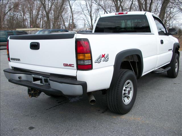 GMC Sierra 2006 photo 1