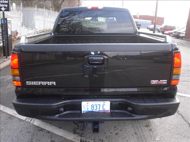 GMC Sierra 2006 photo 3