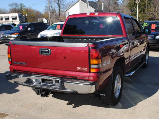 GMC Sierra 2006 photo 1